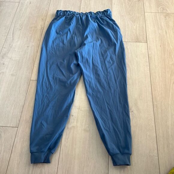 Lululemon women’s joggers size 10 - Picture 6 of 8